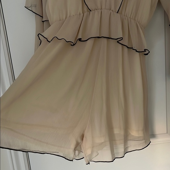 Zara Cream Ruffle Shorts Romper - Picture 3 of 6